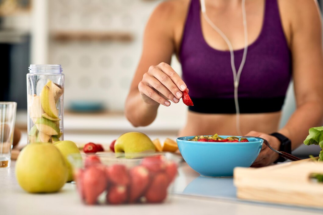 Rola odżywiania w poprawie wydolności treningowej: kluczowe składniki pokarmowe dla sportowców
